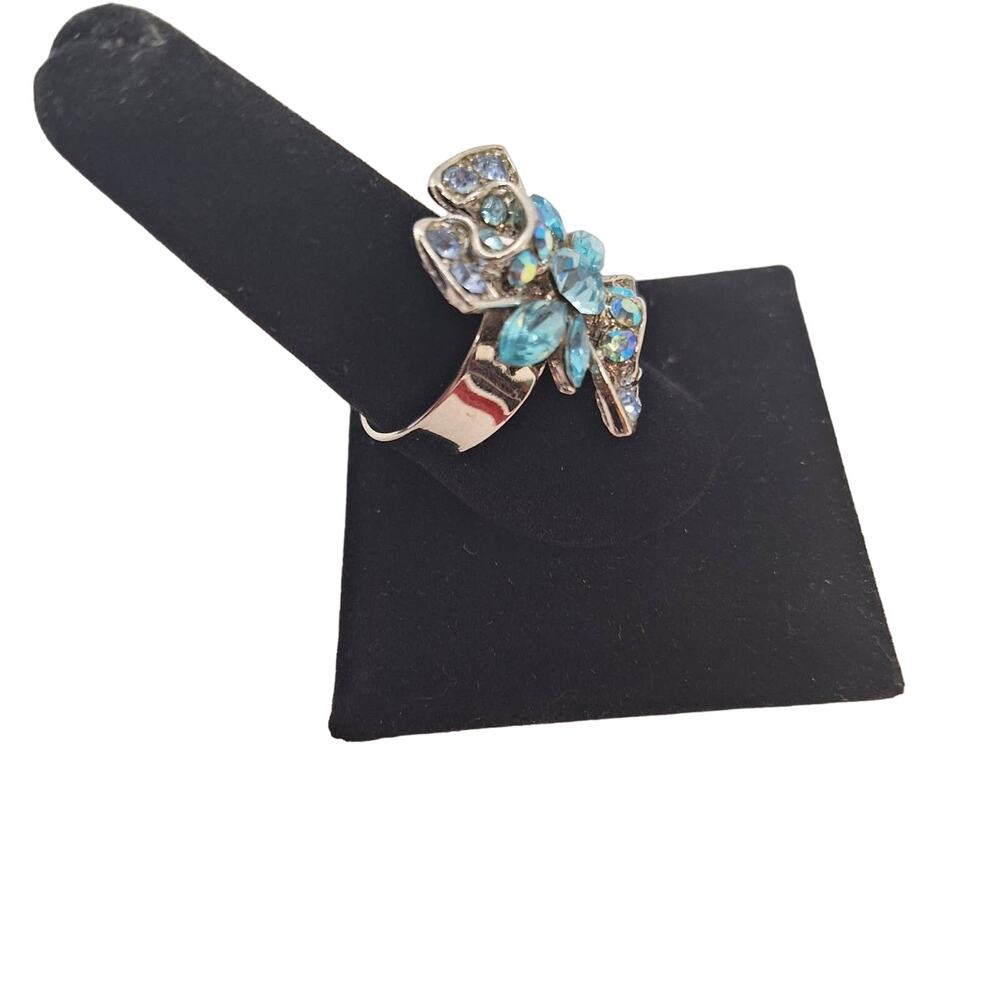 Adjustable Turquoise Rhinestone Ring Ruffle Shape Silver Tone - Picture 2 of 5